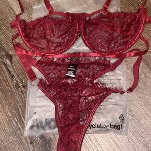 Fashion Nova Burgundy Lace Bra Set